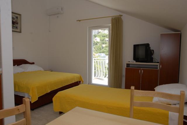 Apartments Dosljak 티바트 외부 사진