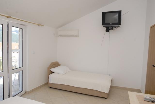 Apartments Dosljak 티바트 외부 사진