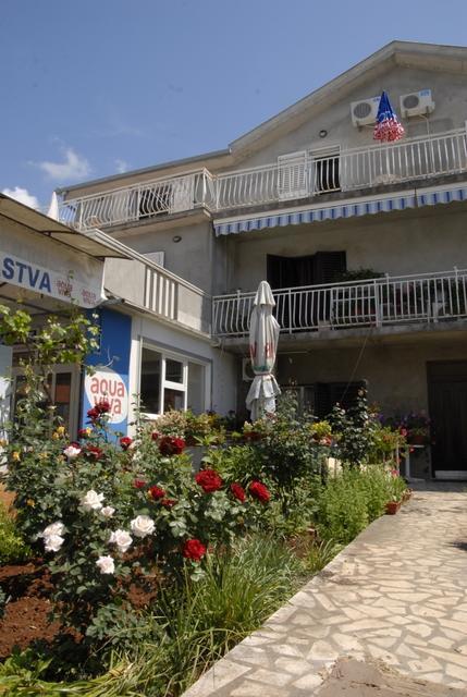 Apartments Dosljak 티바트 외부 사진